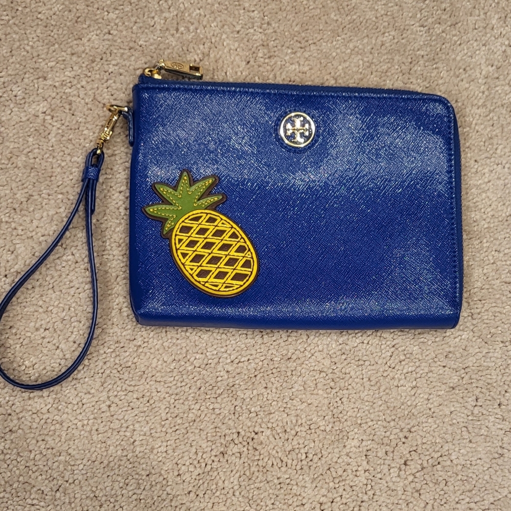 Tory burch blue pineapple wristlet